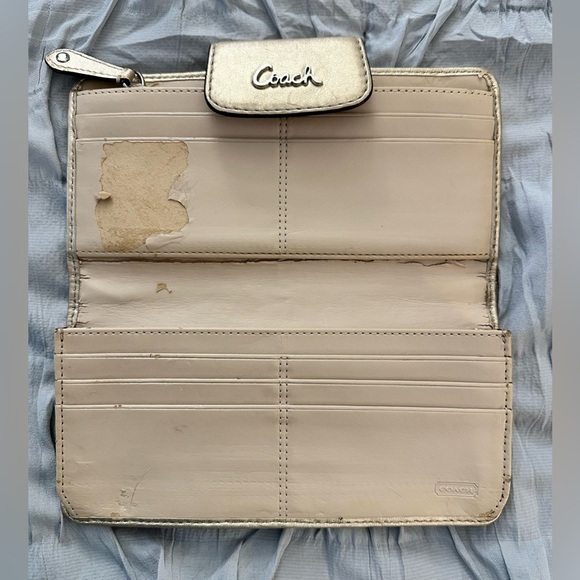 Coach Wallets - Picture 12 of 14